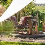 Luxuszelt Tiny Wineyhouse 3 *