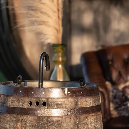 Luxury tent Tiny Wineyhouse 3 *