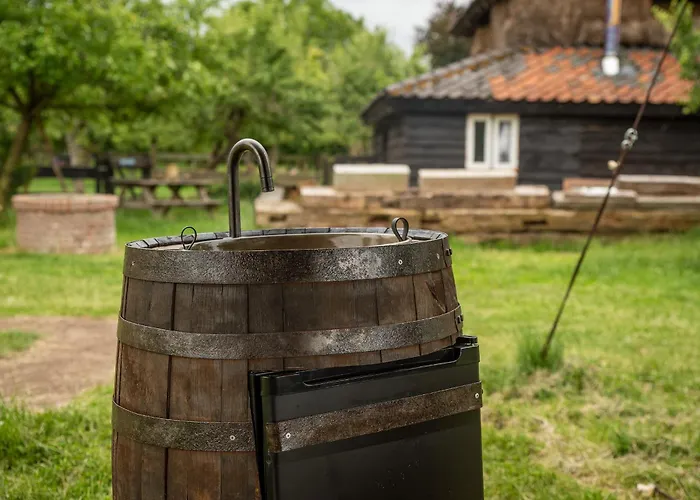 Luxury tent Tiny Wineyhouse 3 *