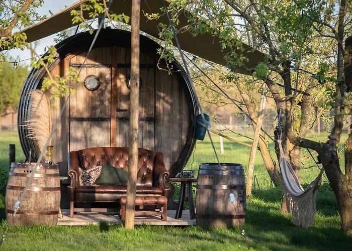 Luxury tent Tiny Wineyhouse 3 *